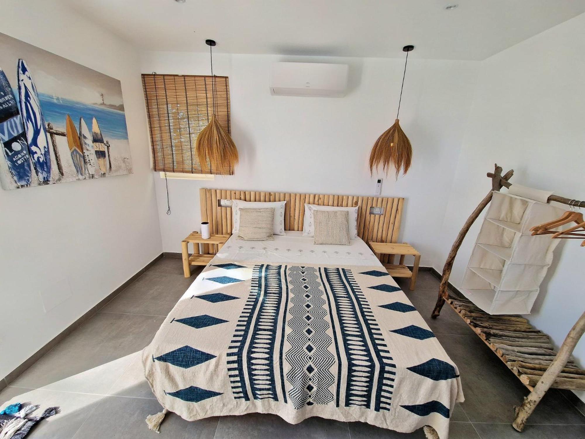 Villa Lomy Касарес Екстериор снимка