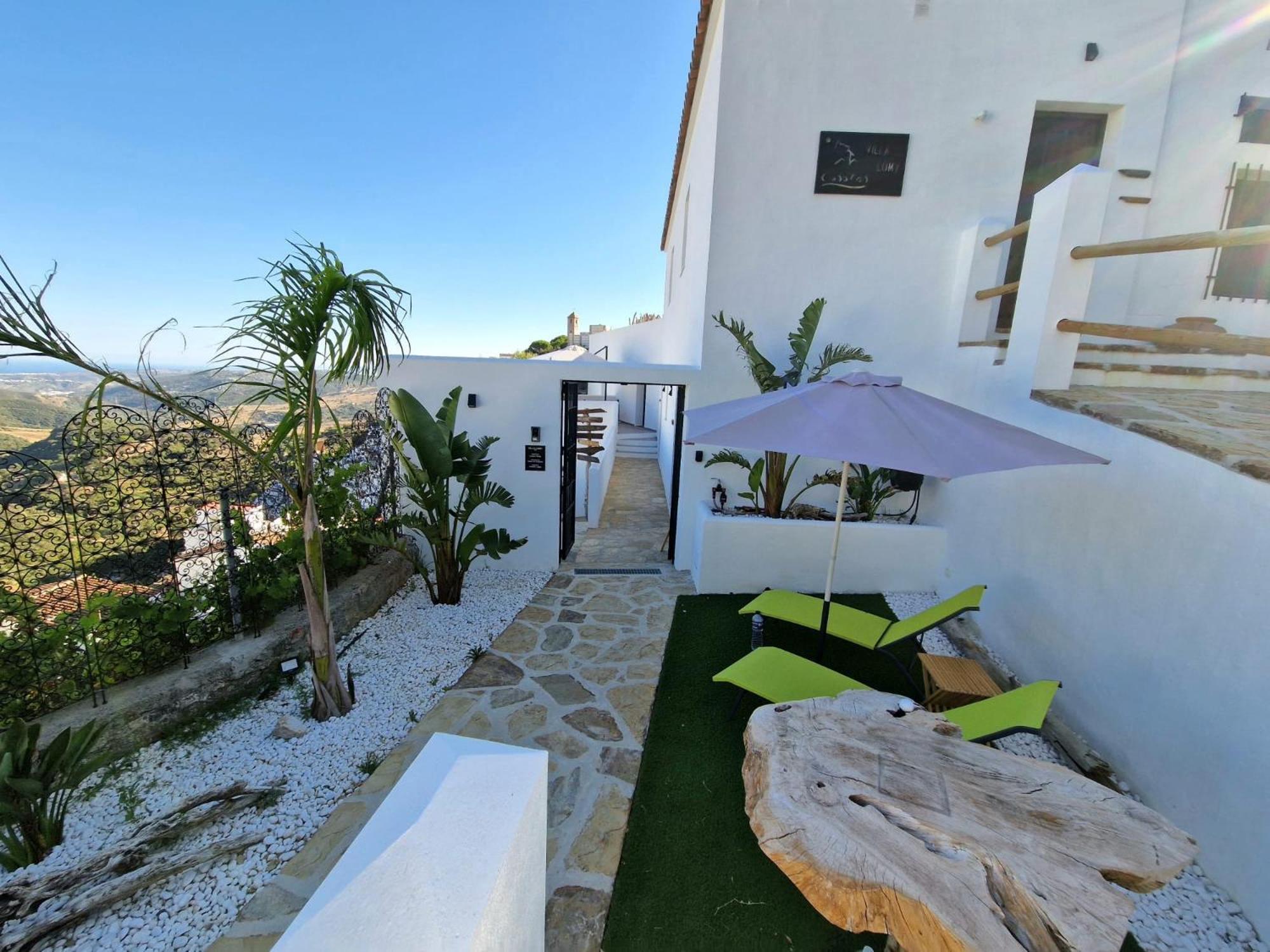 Villa Lomy Касарес Екстериор снимка