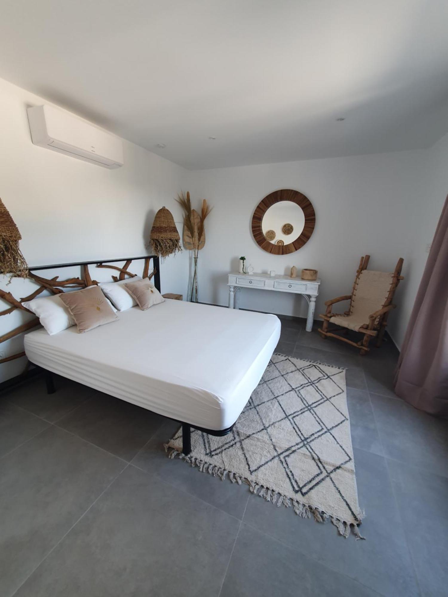 Villa Lomy Касарес Екстериор снимка